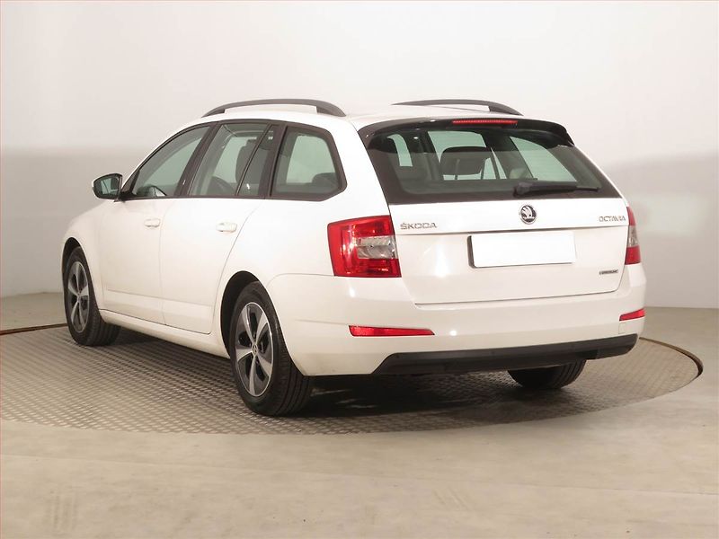 Škoda Octavia (2016) Ambition 1.6 TDI, Tempomat - fotka 4 z 15