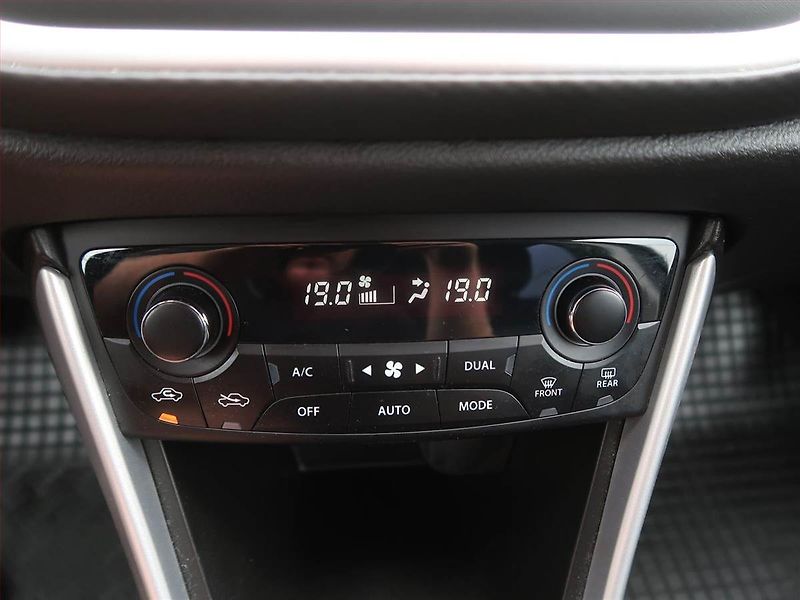 Suzuki SX4 S-Cross (2013) Premium 1.6 VVT AllGrip, 4X4 - fotka 12 z 18