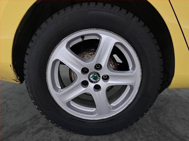 Škoda Fabia (2015) 1.4 TDI, Tempomat - fotka 14 z 15