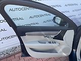 Volvo V90 2,0 i,145kW,MHEV core,STK 4/28 - náhled 15