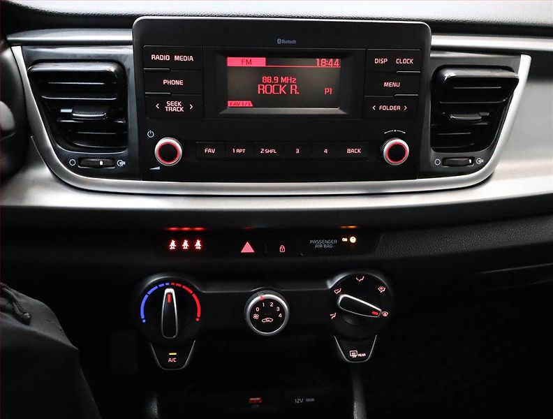Kia Rio (2023) 1.2 DPI, ČR,1.maj, Serv.kniha - fotka 12 z 16