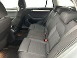 Škoda Superb 2.0 TDI Ambition - náhled 8