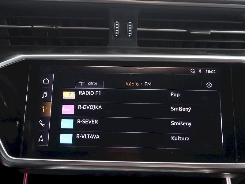 Audi A6 (2019) 50TDI 210KW 4x4 WEBASTO TAŽNÉ - fotka 24 z 38