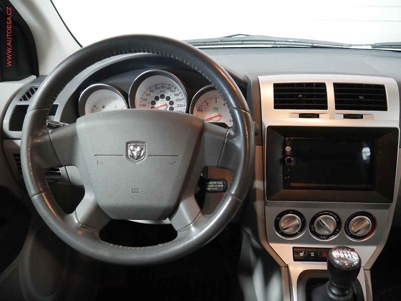 Dodge Caliber (2006) 2.0CRDi, ČR, AC, výhřev sed - fotka 11 z 16