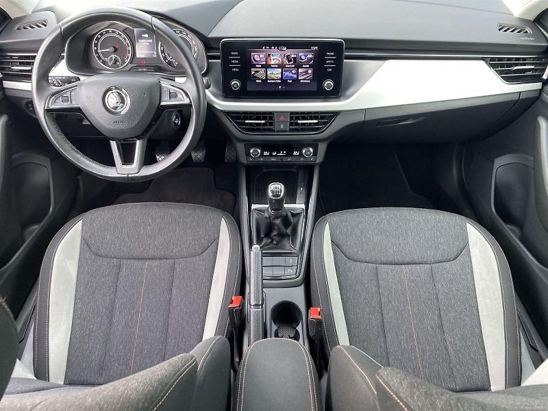 Škoda Scala (2020) 1.6 TDI Style Extra - fotka 5 z 34