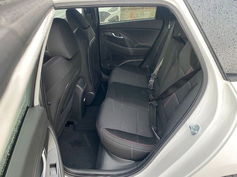 Hyundai i30 WG FL 1,5 TGDI N LINE SAFETY - fotka 5 z 8