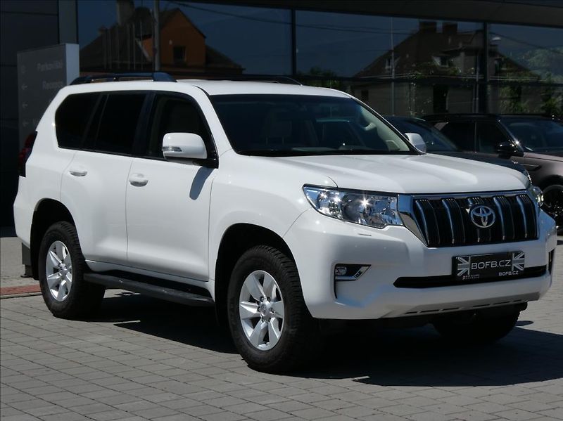 Toyota Land Cruiser 2,8 D-4D 150kW 2Maj, ČR, DPH - fotka 5 z 41