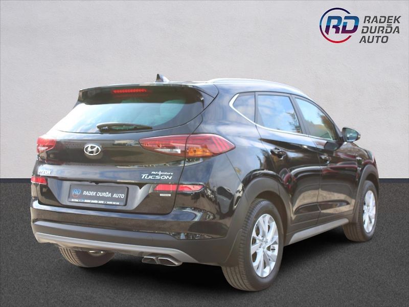 Hyundai Tucson 1,6 CRDi  A/T,4x4,ADVENTURE - fotka 5 z 38