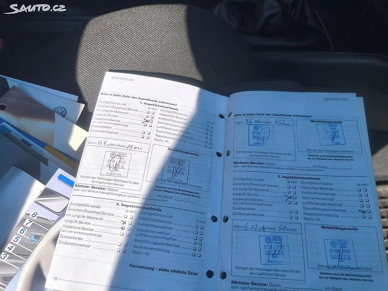 Volkswagen Golf TDI 4X4,PĚKNÝ,VÝBAVA,SERVISKA - fotka 16 z 24