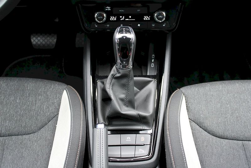 Škoda Kamiq (2025) Top Selection 1.0TSI / 85kW 7° - fotka 17 z 24