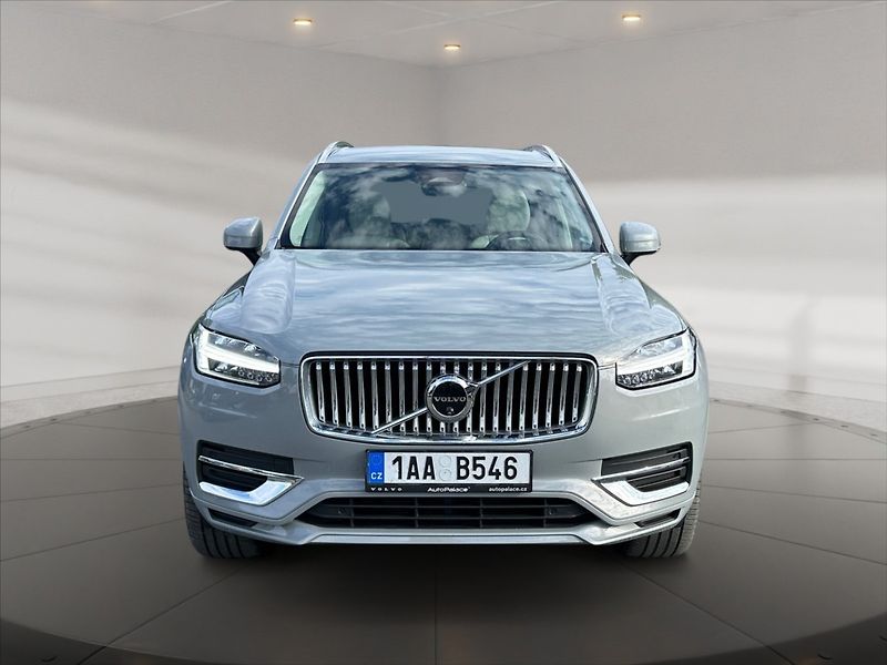Volvo XC90 2,0 B5 AWD D Plus Bright AT - fotka 2 z 11