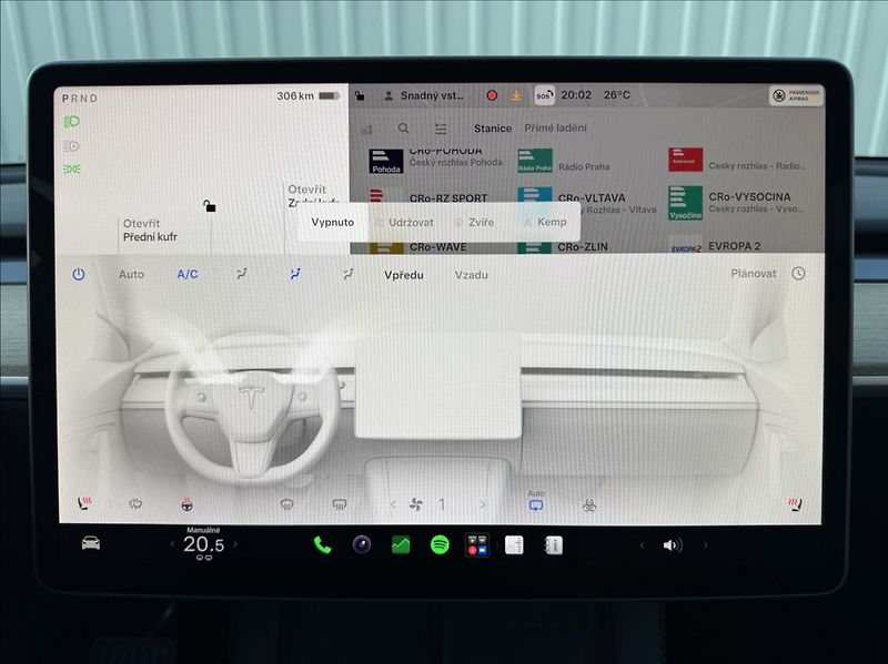 Tesla Model Y 0,0 RWD SoH 94% - fotka 43 z 50