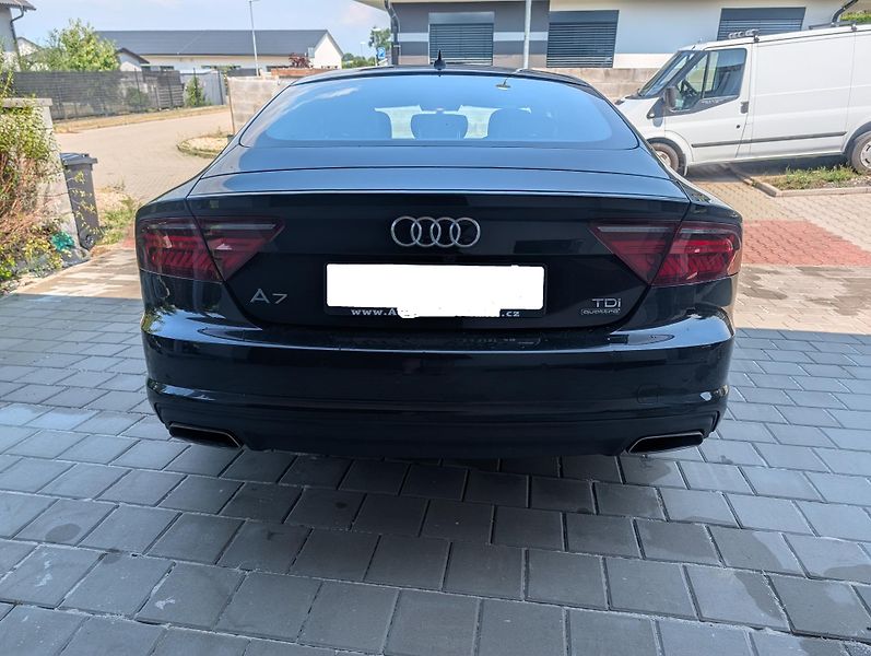 Audi A7 (2015) Audi A7 S-line 200kw - fotka 3 z 18