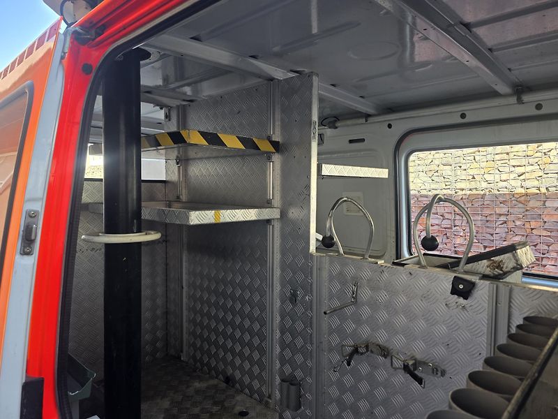 Mercedes-Benz Sprinter 270CD 5valec 67 tkm  montážní  - fotka 9 z 26