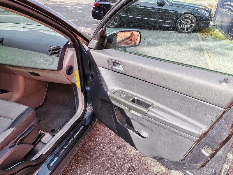 Volvo V50 (2005) 2.0D 100kw Klima Tažné Z. - fotka 15 z 26