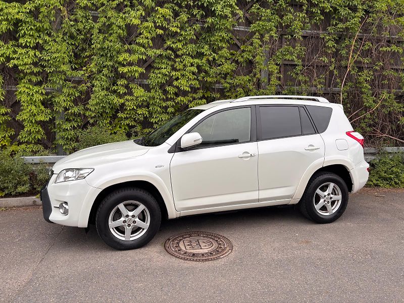 Toyota RAV4 (2013) - fotka 3 z 8