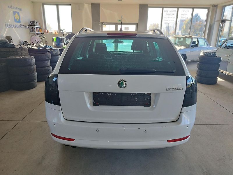 Škoda Octavia (2012) 1,4TSI,90KW,DSG,ALU,AUT.KLIMA - fotka 6 z 28
