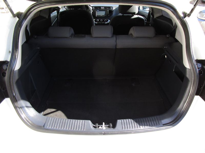 Kia Rio 1,4-80KW - NOVÁ STK - fotka 11 z 20