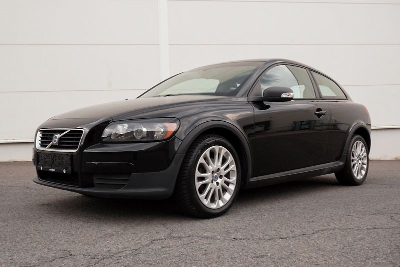 Volvo C30 1.6 16V Kinetic - fotka 6 z 36
