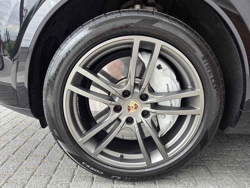 Porsche Cayenne TURBO 1maj ZÁRUKA 11/27 - fotka 48 z 49