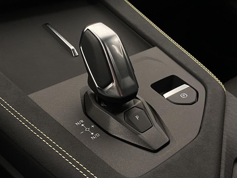 Lynk & Co 01 (2025) CORE PHEV AUT CZ 1.maj - fotka 35 z 92