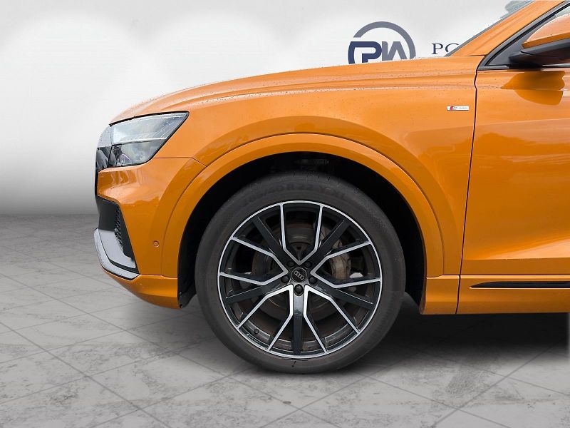 Audi Q8 4MN0L218 3.0TDi 210kW S-Line - fotka 12 z 21