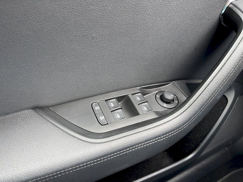 Škoda Superb (2024) 2.0 TDI 110kW DSG Style Plus c - fotka 22 z 35