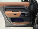 Land Rover Defender (2026) OCTA P635 AWD AUT - náhled 7