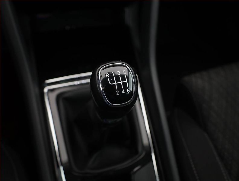 Škoda Karoq (2022) Style 2.0 TDI - fotka 11 z 19