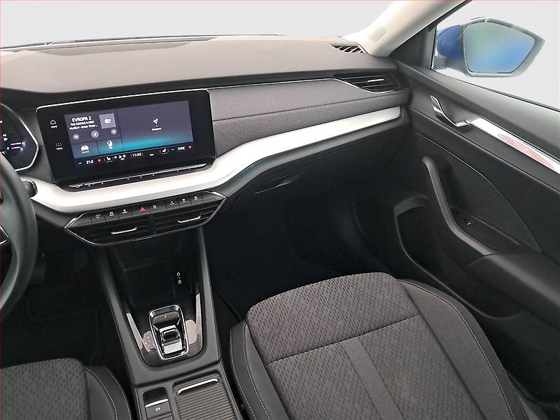 Škoda Octavia (2023) Style Plus 2.0 TDI - fotka 8 z 20