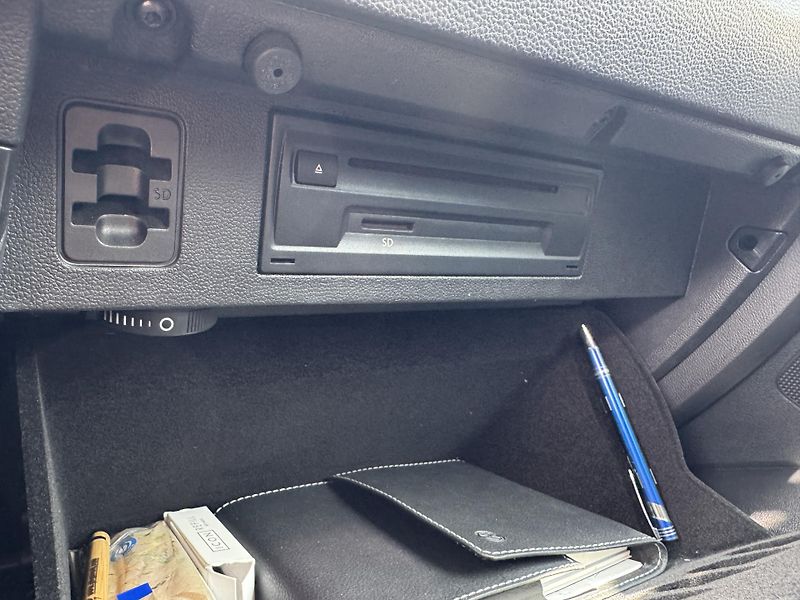 Volkswagen Passat 2.0TDi R-Line 110kWDSG - fotka 25 z 27