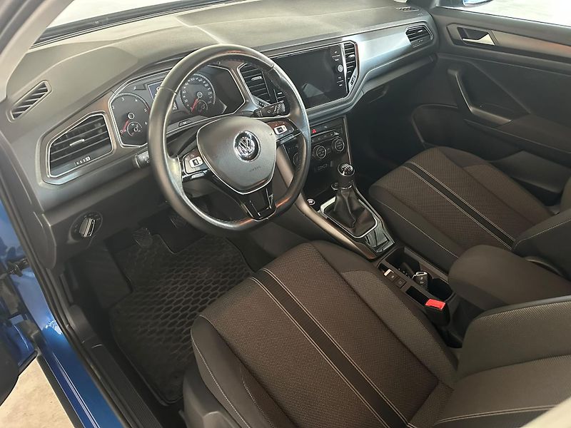 Volkswagen T-Roc (2019) 1,6 TDi, 116HP,nová STK - fotka 7 z 18