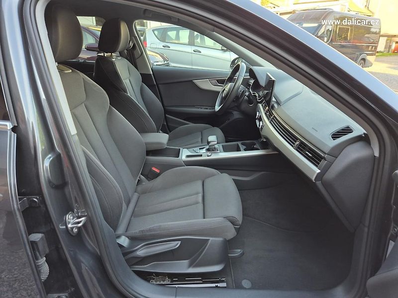 Audi A4 Avant (2020) 2.0TDi 120KW FullLed S-line    - fotka 42 z 58