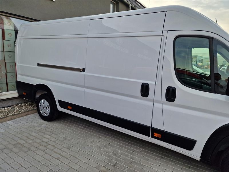 Peugeot Boxer 2.2HDI 140k L4H2,ČR,1.Majitel - fotka 32 z 38