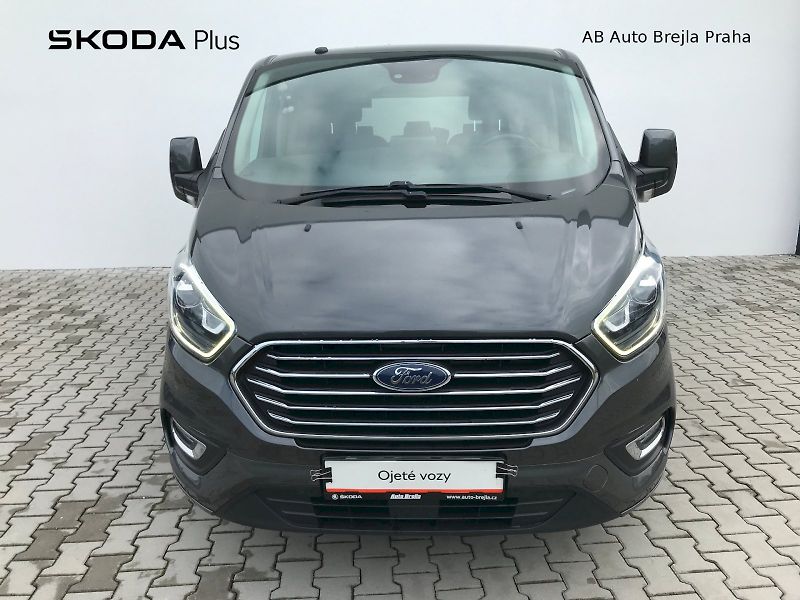 Ford Tourneo Custom (2018) - fotka 4 z 26