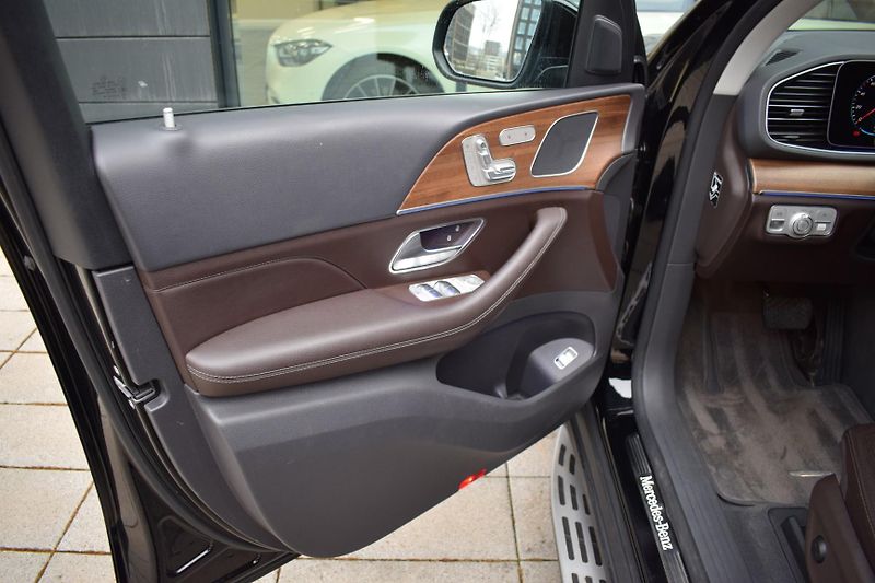 Mercedes-Benz GLE (2020) 450/360kam/Distronic/Pamětsed - fotka 32 z 59