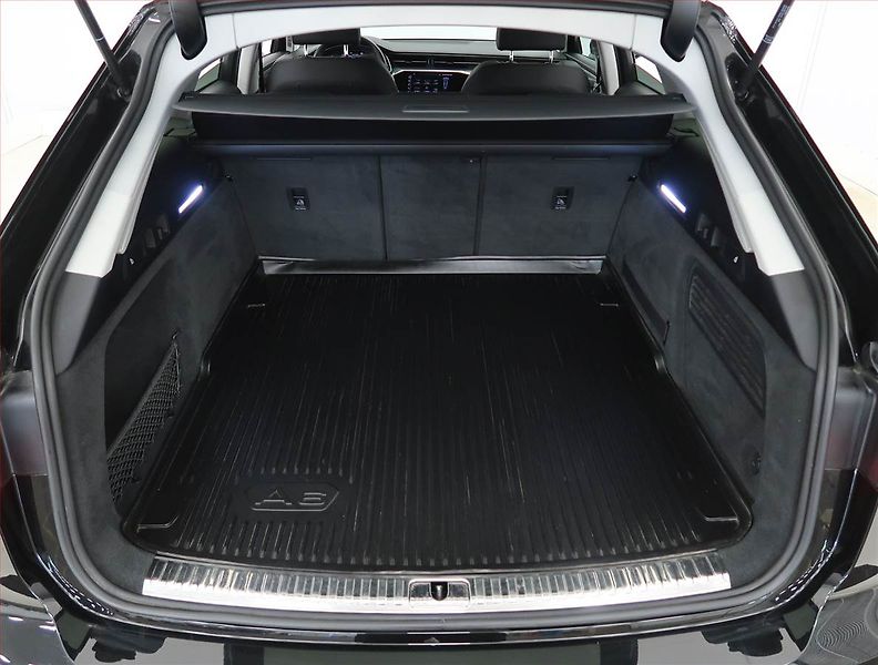 Audi A6 Allroad (2022) 45 TDI - fotka 14 z 26