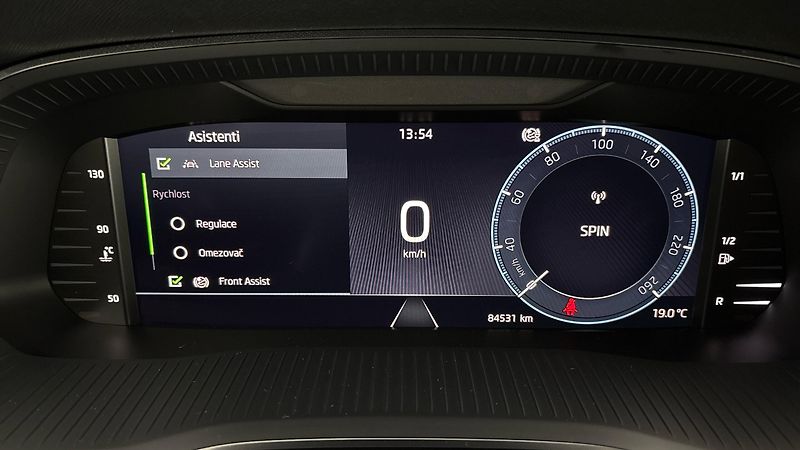 Škoda Octavia 2.0 TDI Ambition Combi - fotka 10 z 23