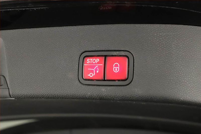 Mercedes-Benz GLS (2018) 500 4MATIC - fotka 9 z 22