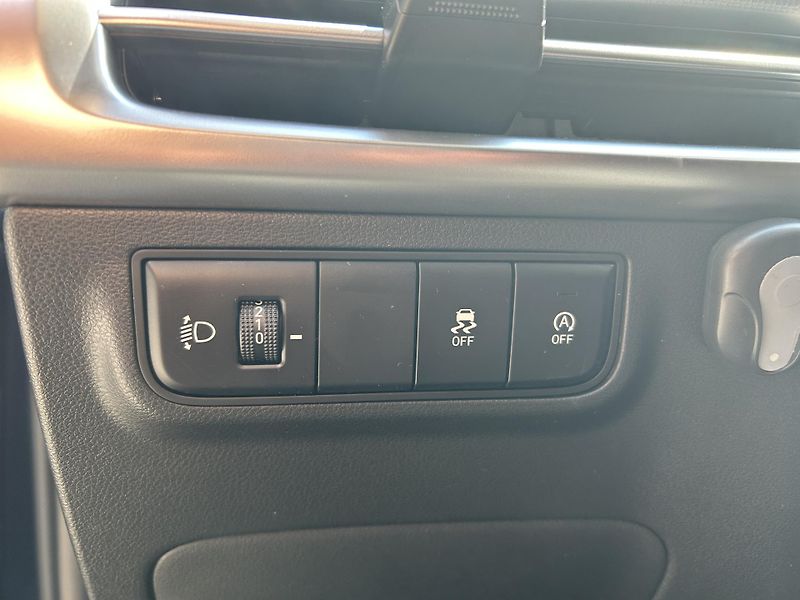 Hyundai Tucson 1,6 T-GDI 4x2 118 kW SMART FL - fotka 15 z 30