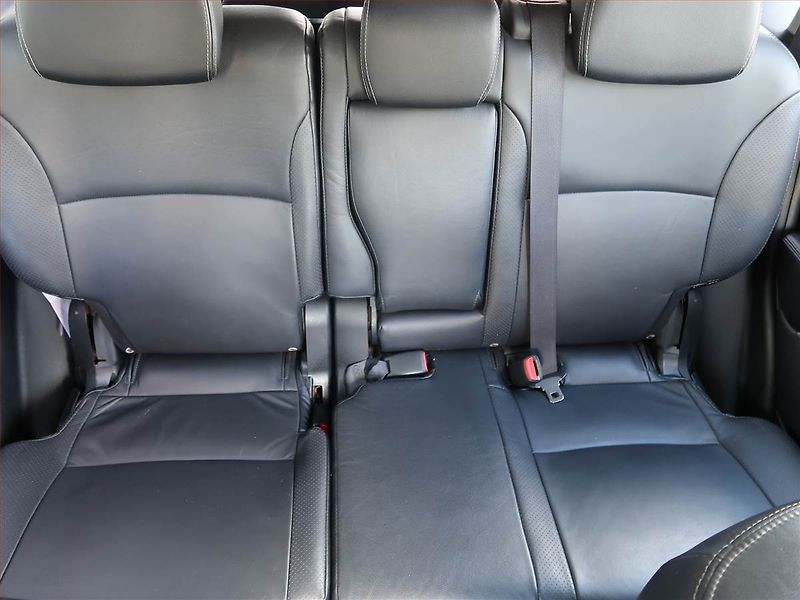 Mitsubishi Outlander (2010) 2.2 DI-D, 4X4, Automat - fotka 10 z 21