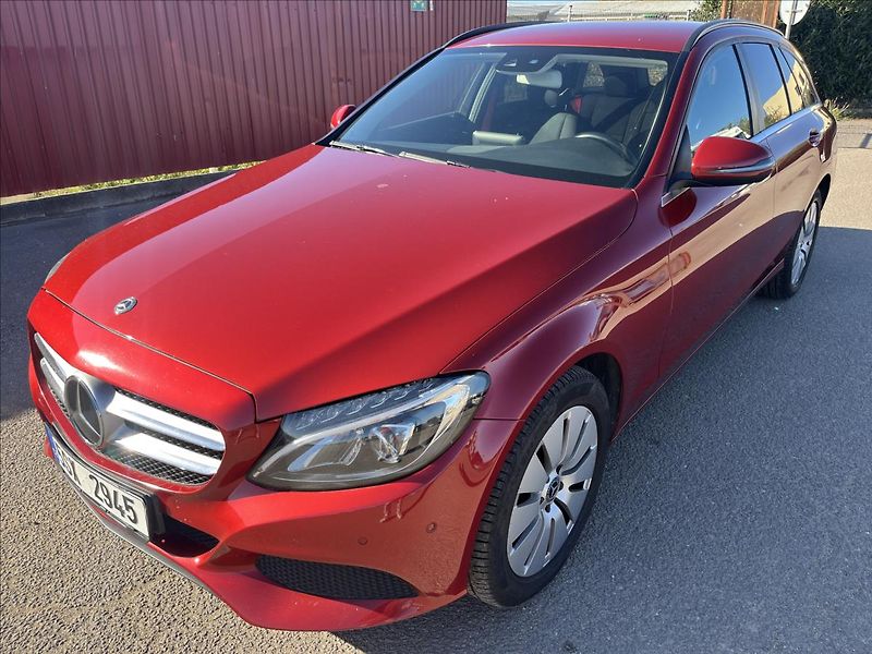 Mercedes-Benz Třídy C 2,1 250d 150KW 4MATIC LED DPH - fotka 1 z 50