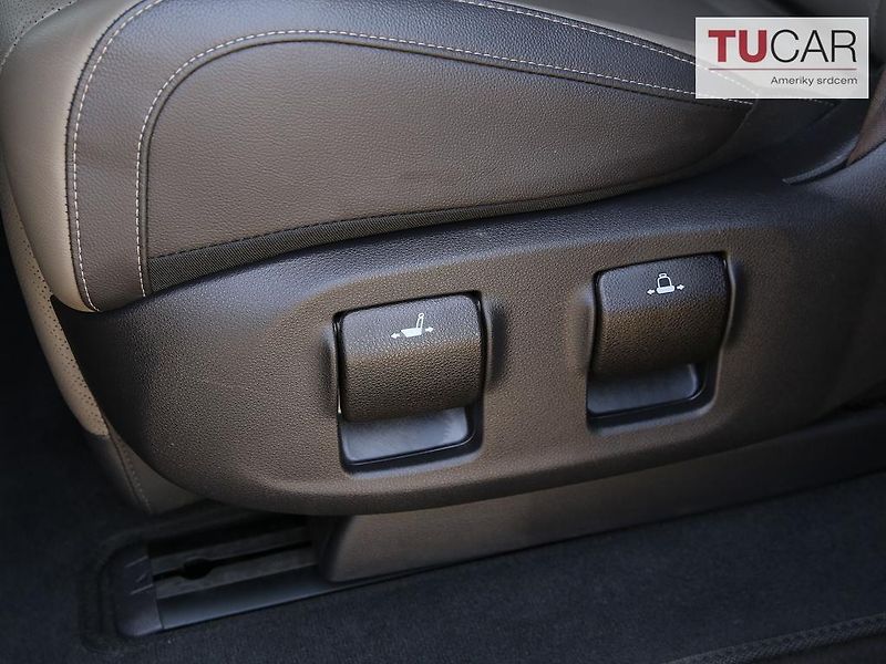 Kia Carnival (2024) 2.2 Diesel Automat 7 míst  - fotka 34 z 42