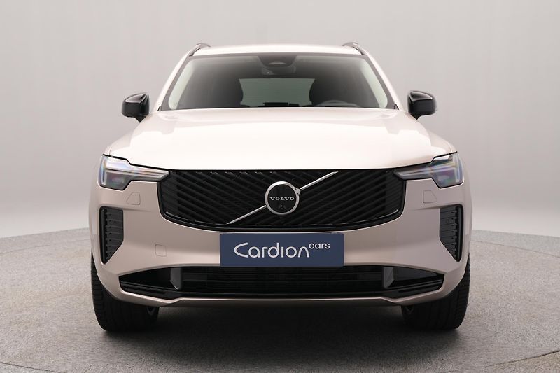 Volvo XC90 (2026) T8 AWD RECHARGE DARK PLUS 7m - fotka 15 z 29