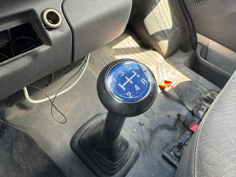 Ford Ostatní (2005) TRANSIT 410L 2,4D 66 KW 7 MÍST - fotka 22 z 42