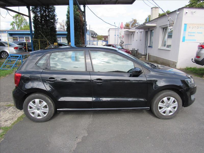 Volkswagen Polo 1,2 51kW Trend - fotka 8 z 27