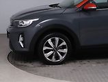 Kia Stonic (2021) 1.2 DPI, Kůže, Navi, Tempomat - náhled 15