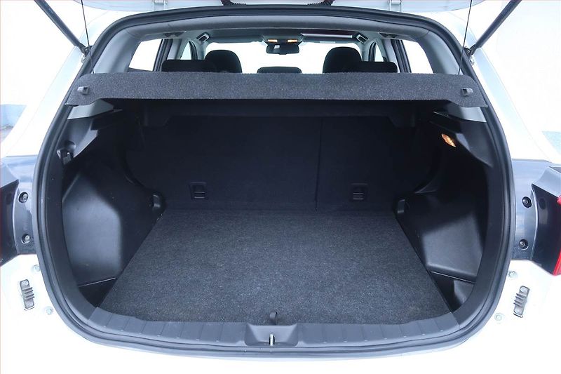 Mitsubishi ASX (2017) 1.6 DI-D, Tempomat - fotka 14 z 20