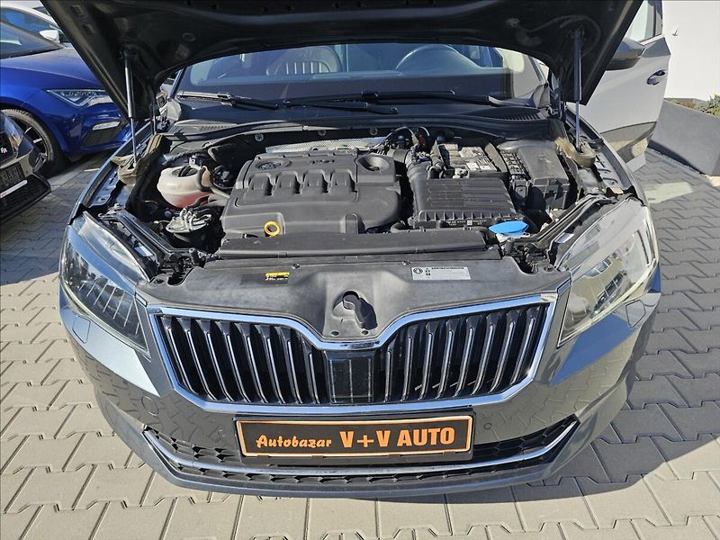 Škoda Superb 3 2,0TDi Laurin & Klement - fotka 45 z 46