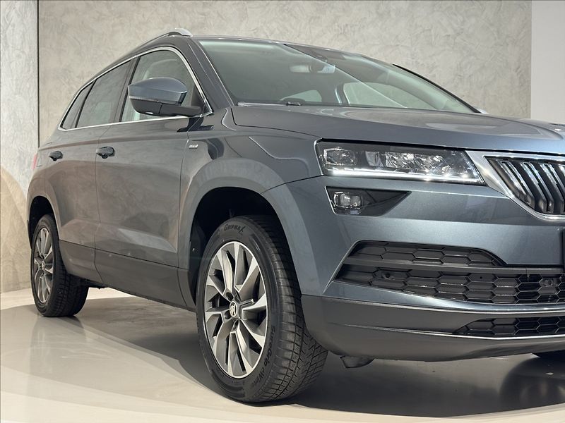 Škoda Karoq 1,5 TSi  DSG Clever Virtual LE - fotka 5 z 45